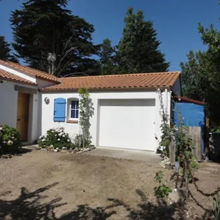 : Maison 5 Pers, Jardin, Animaux Admis - Fr-1-823-43 Hébergement de vacances *